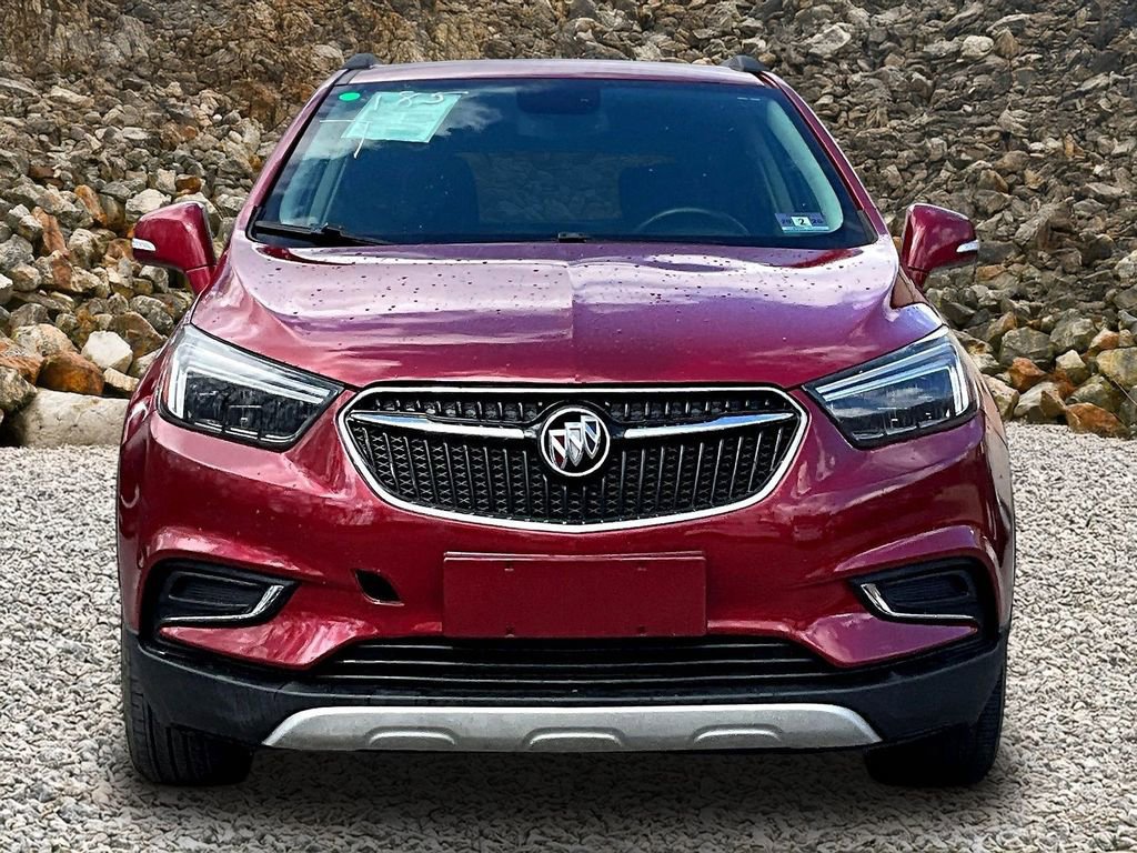 Used 2018 Buick Encore Essence image 3