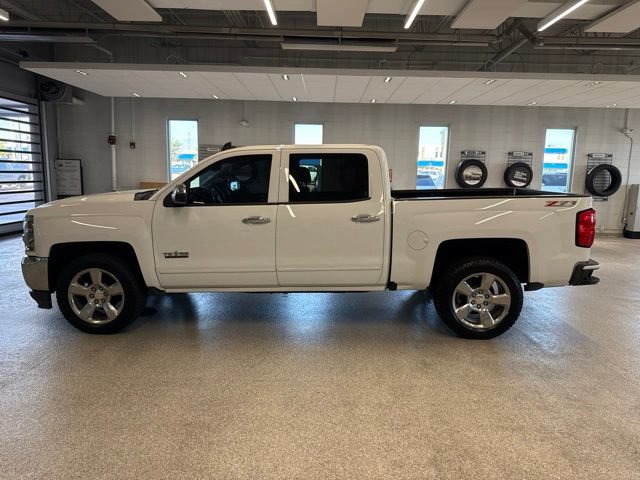 Used 2017 Chevrolet Silverado 1500 LT w/ Texas Edition AWD/4WD image 9