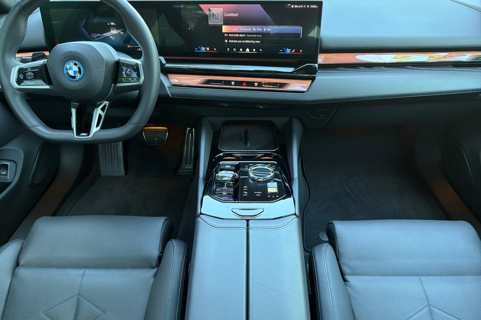 Used 2025 BMW i5 xDrive40 w/ Executive Package image 17