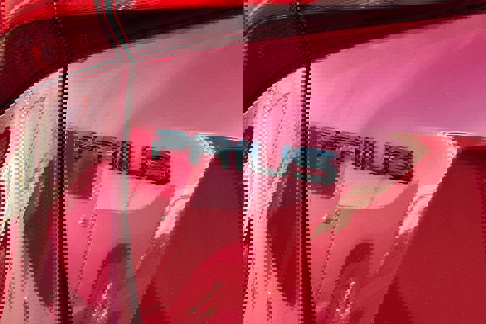 Certified 2021 Toyota Prius L Eco image 26