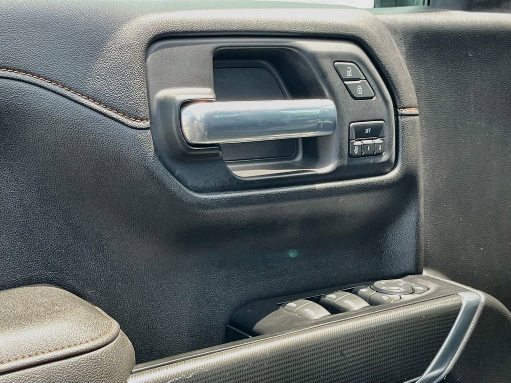 Used 2019 GMC Sierra 1500 AT4 w/ AT4 Premium Package AWD/4WD image 17