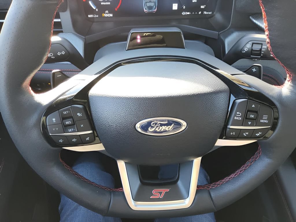 Used 2025 Ford Explorer ST w/ Sun And Sound Package AWD/4WD image 18