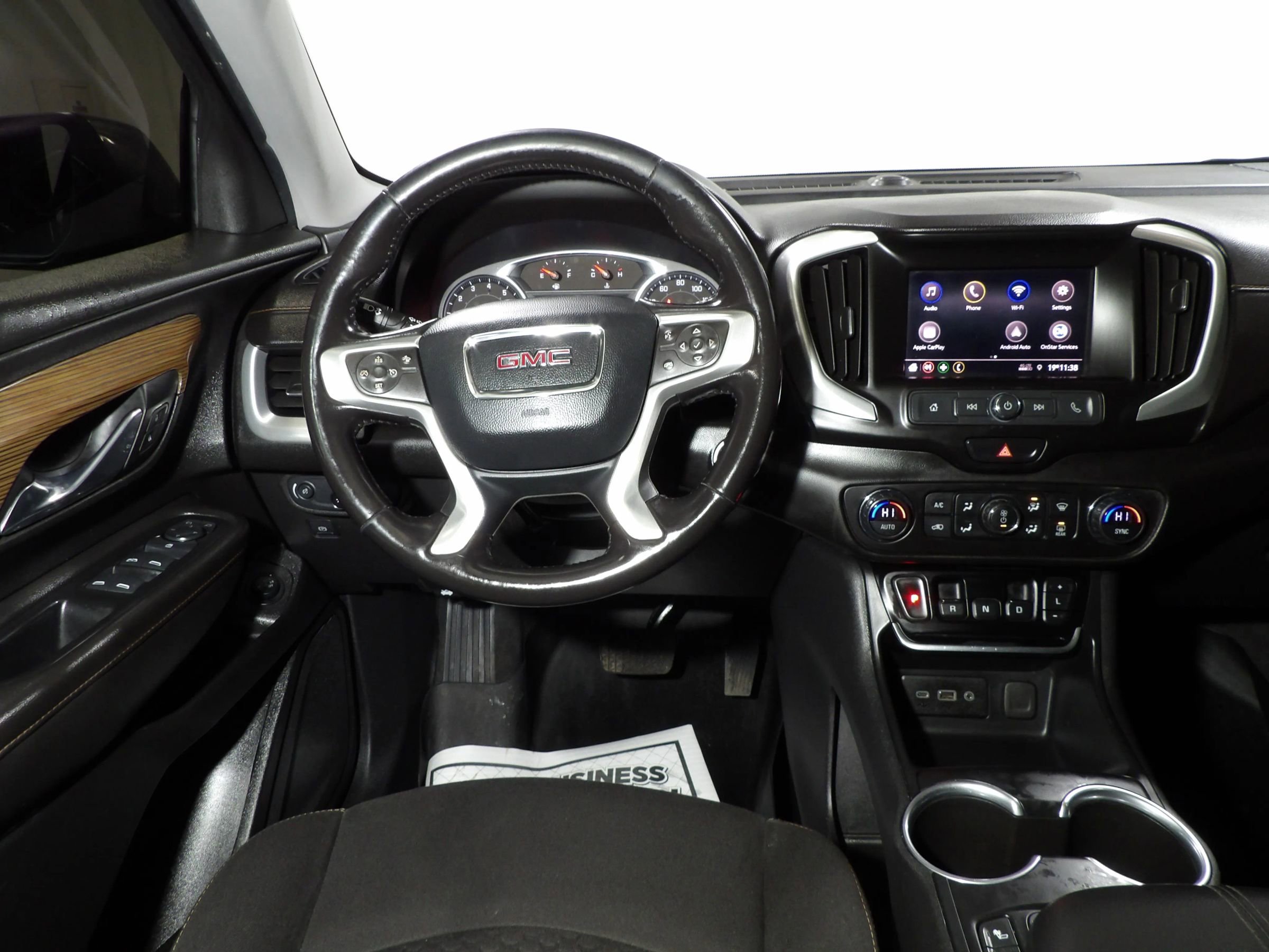 Used 2020 GMC Terrain SLE w/ Driver Convenience Package image 15