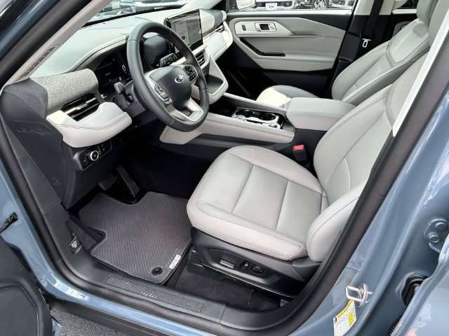 New 2026 Ford Explorer Active w/ Active Comfort Package AWD/4WD image 13