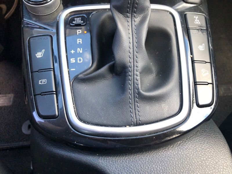 Certified 2024 Kia Seltos EX AWD/4WD image 17