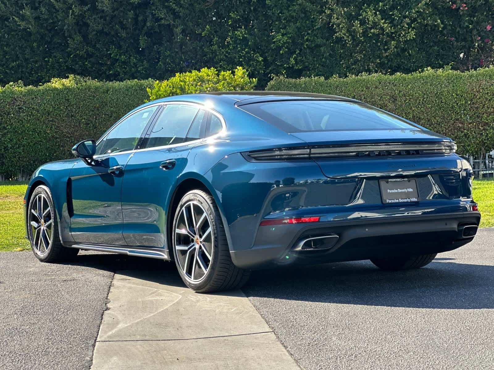 New 2026 Porsche Panamera RWD image 3