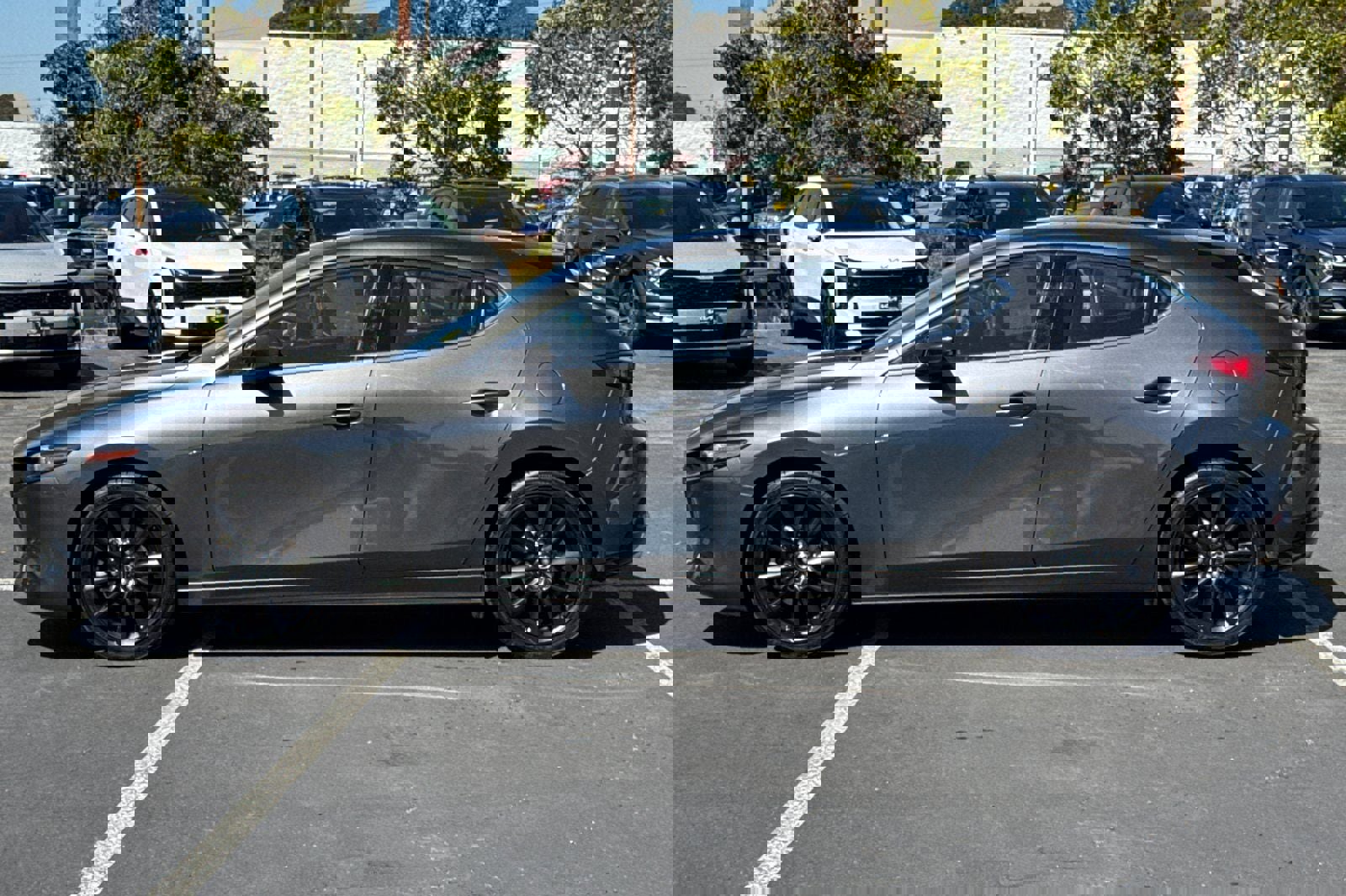 Used 2022 MAZDA MAZDA3 s image 10