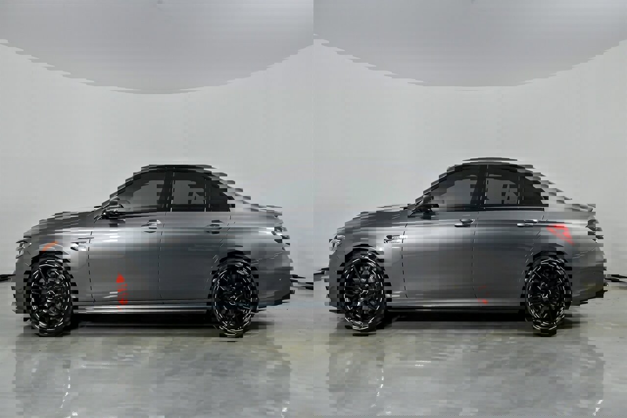 Used 2019 Mercedes-Benz E 63 AMG S image 8