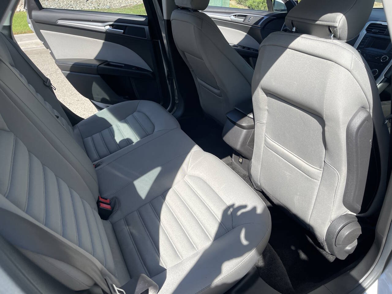Used 2015 Ford Fusion S FWD image 17