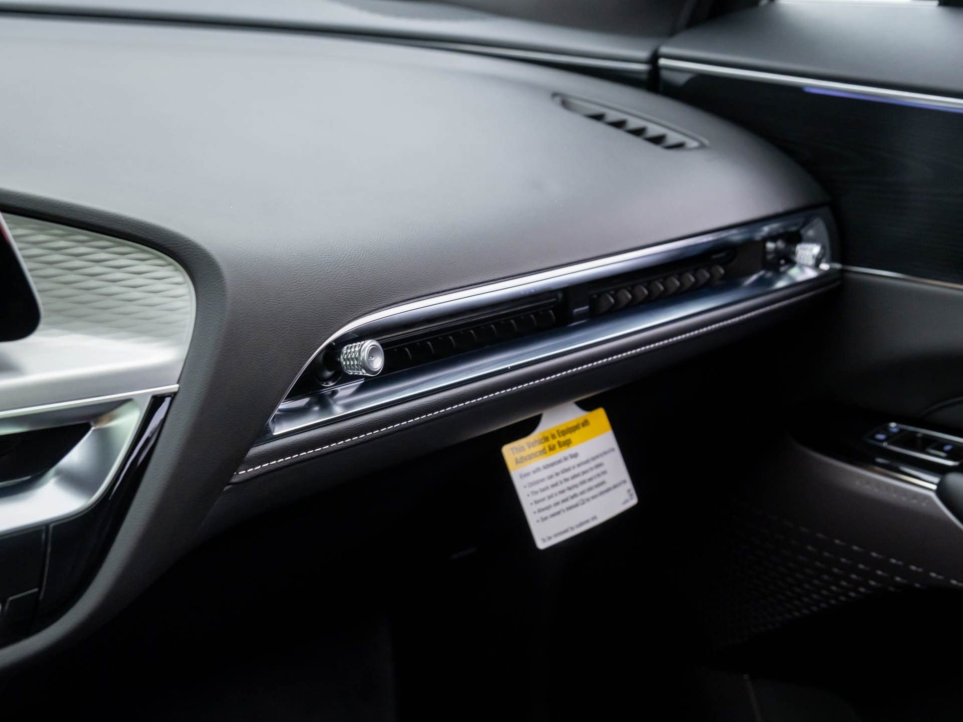 New 2026 Cadillac Lyriq Sport image 27