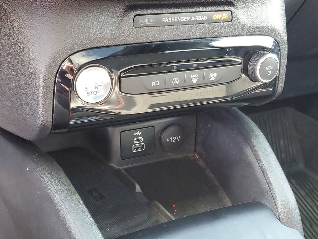 Certified 2024 Ford Escape ST-Line Select w/ Tech Pack #2 image 23