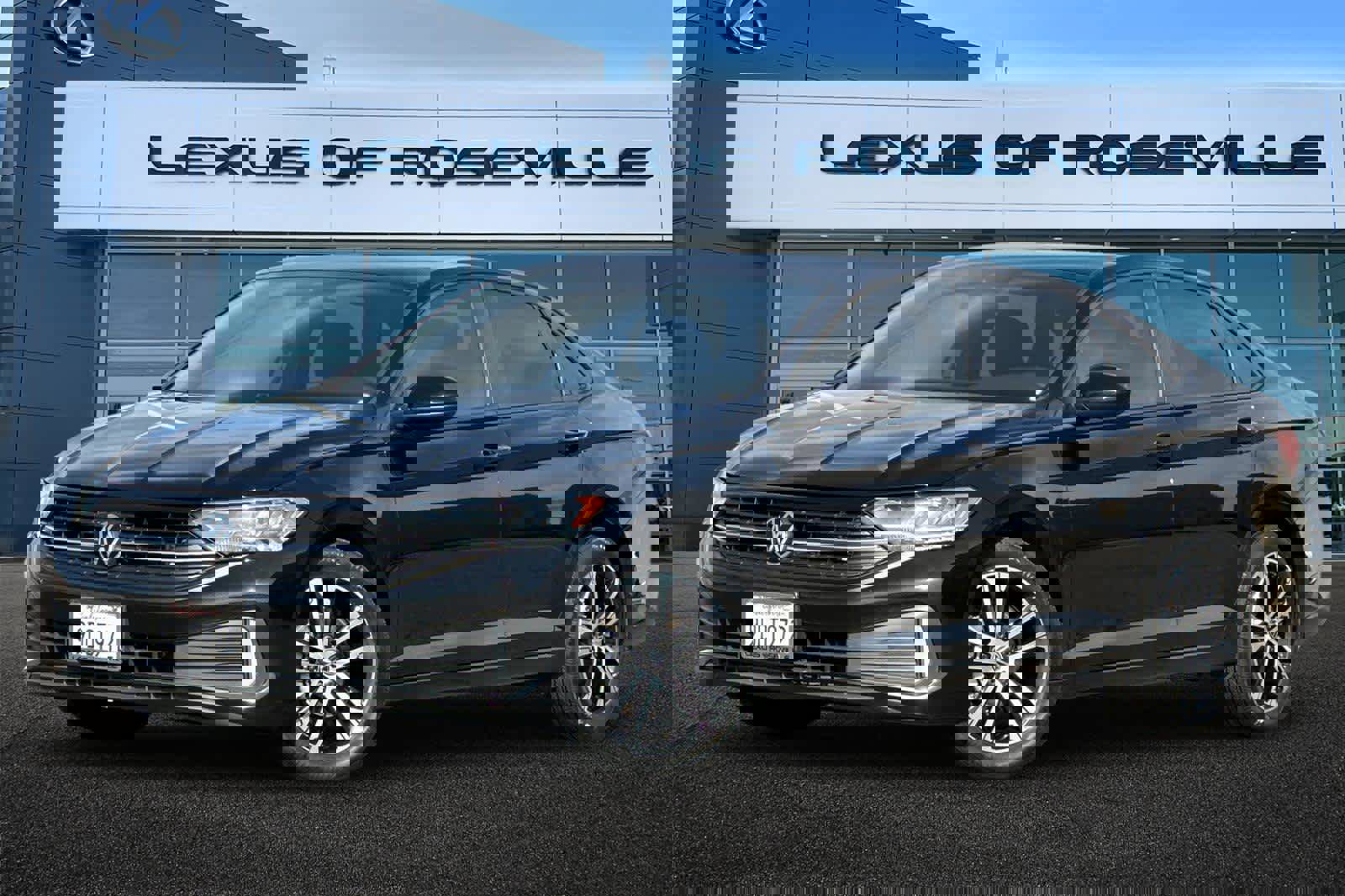 Used 2022 Volkswagen Jetta Sport image 1