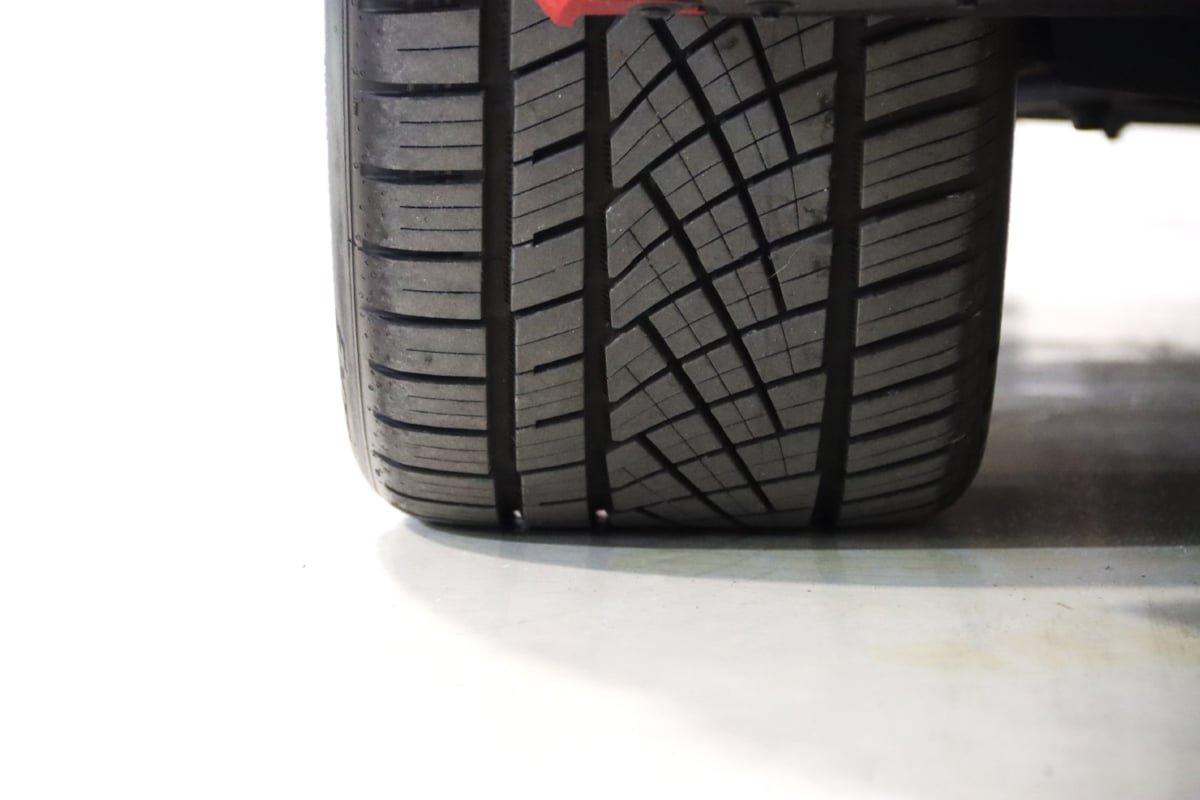 Used 2018 Chevrolet Camaro SS RWD image 12