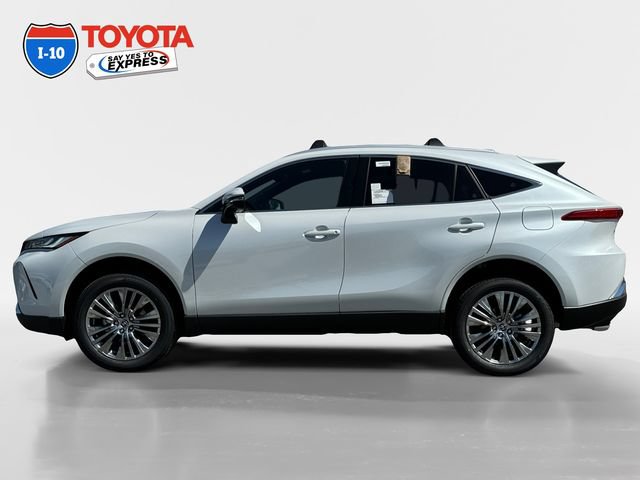 Certified 2024 Toyota Venza XLE AWD/4WD image 2