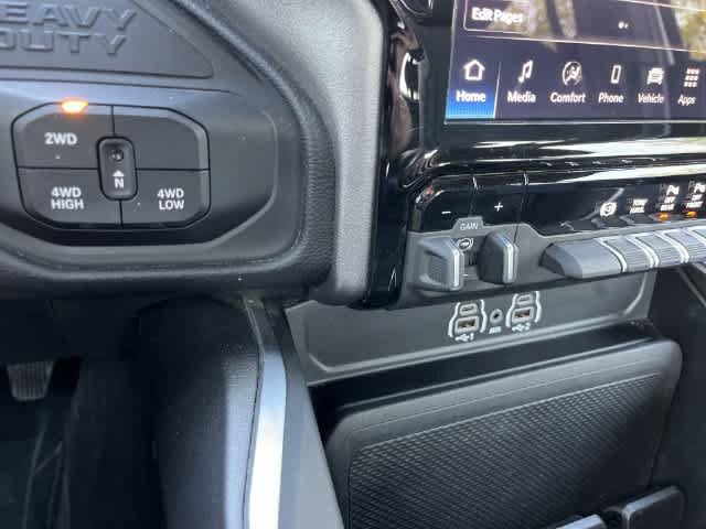 Used 2025 RAM 2500 Big Horn AWD/4WD image 29