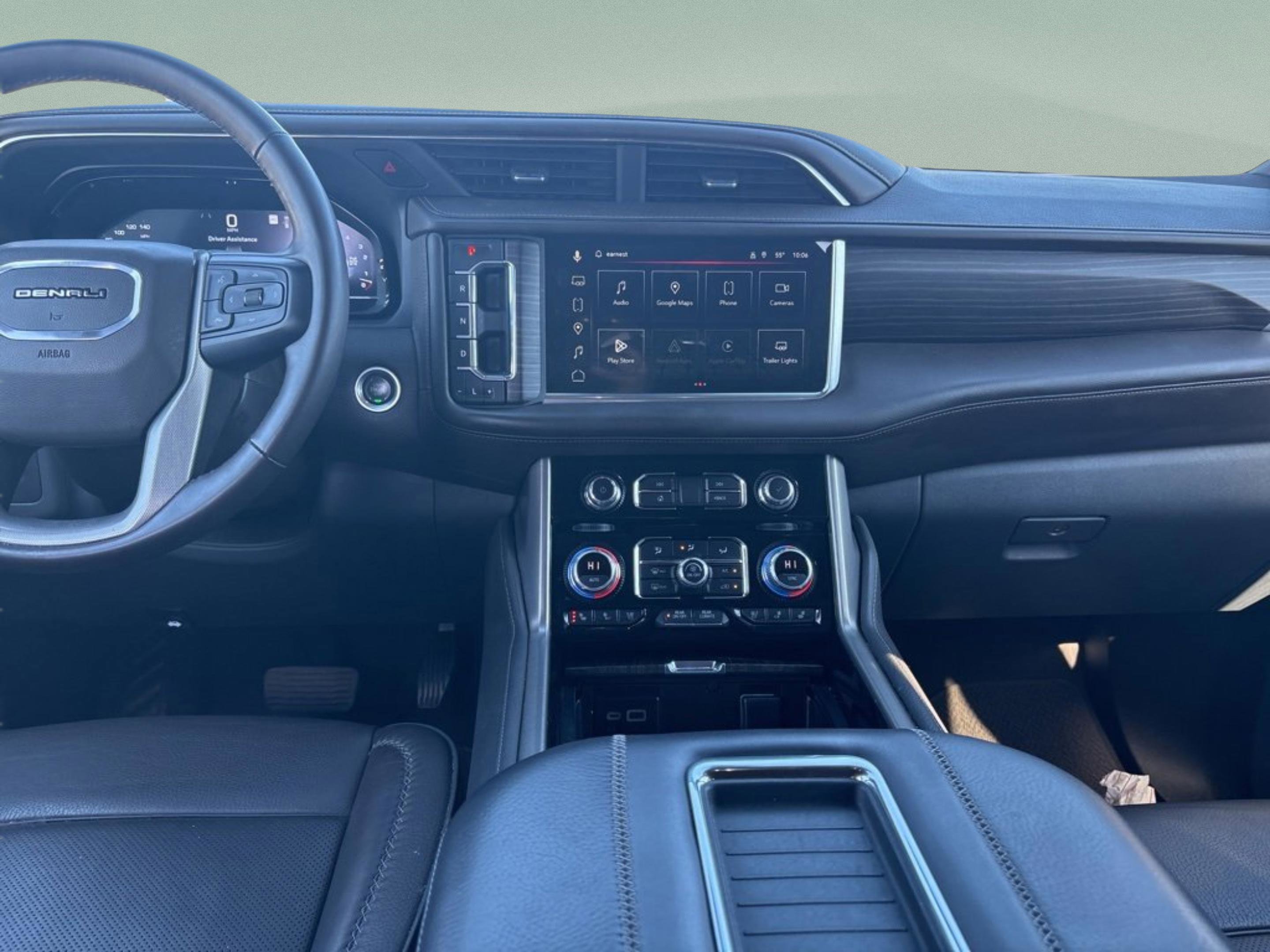 Used 2023 GMC Yukon XL Denali image 16