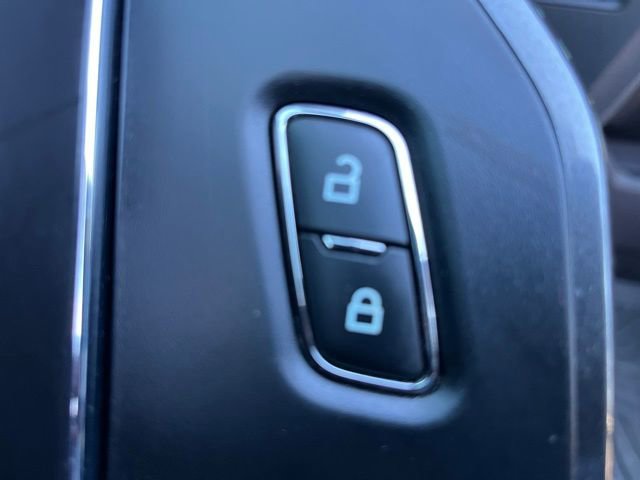 Used 2021 Ford F150 XLT w/ Equipment Group 302A High image 10