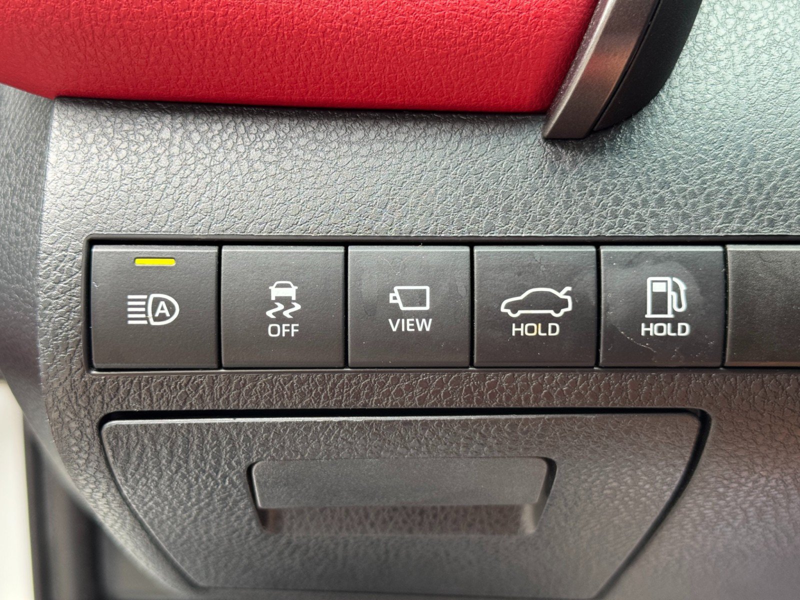 Used 2019 Toyota Camry XSE FWD image 17