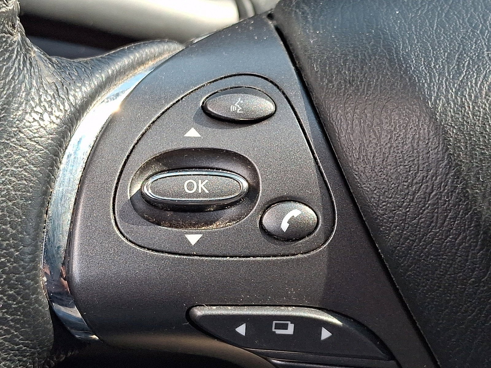 Used 2021 Nissan Murano SV image 22