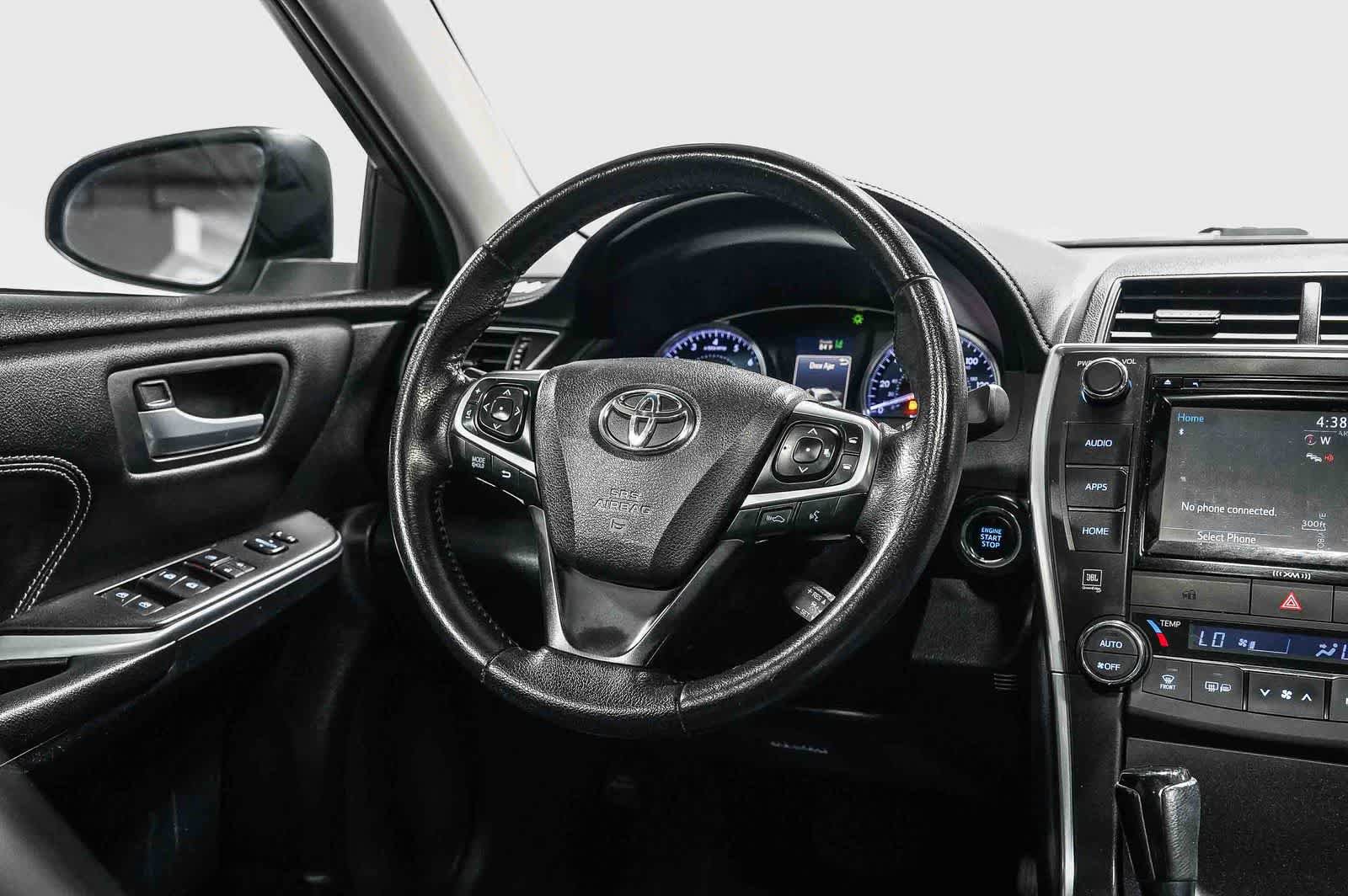 Certified 2016 Toyota Camry XLE w/ Advanced Technology Package FWD image 15