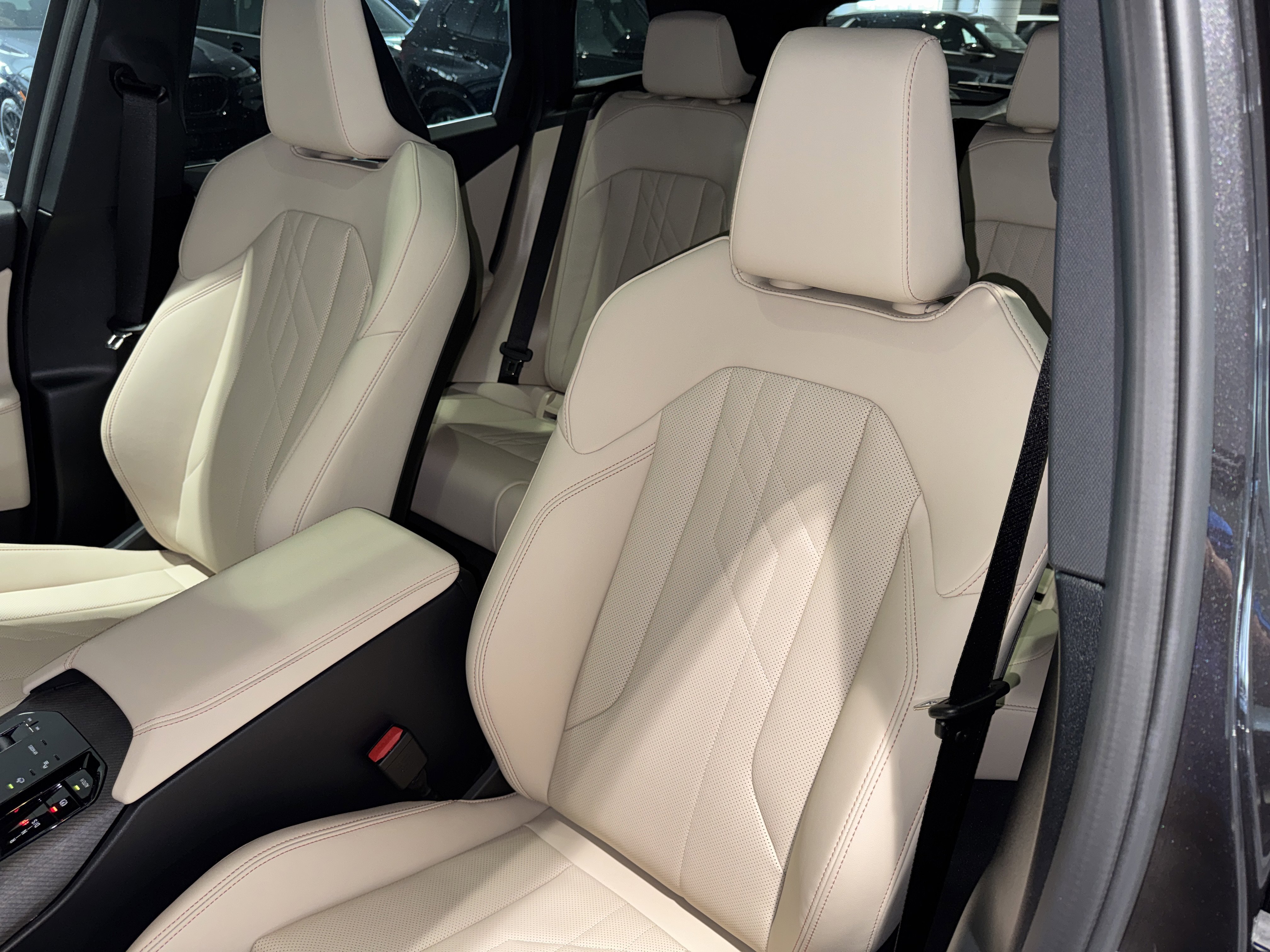 New 2026 BMW X3 xDrive30 w/ Convenience Package image 24