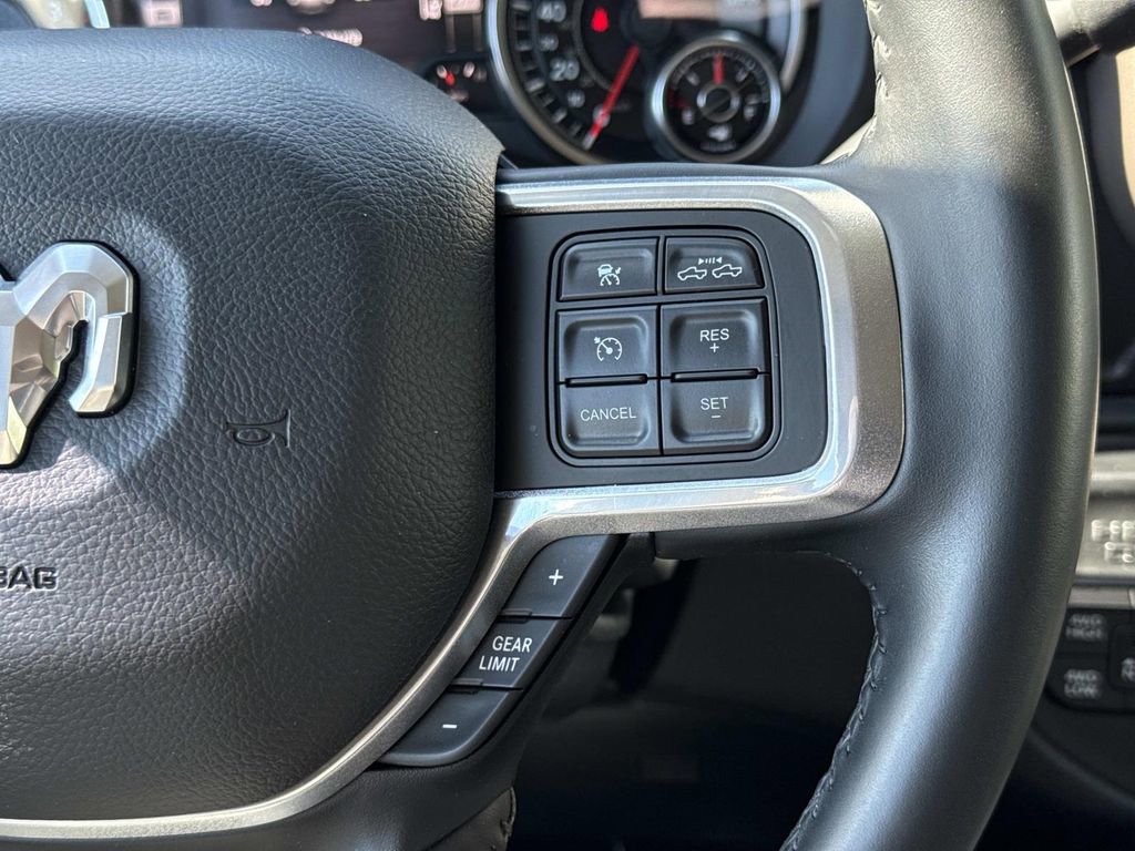 Used 2021 RAM 2500 Laramie w/ Safety Group AWD/4WD image 8