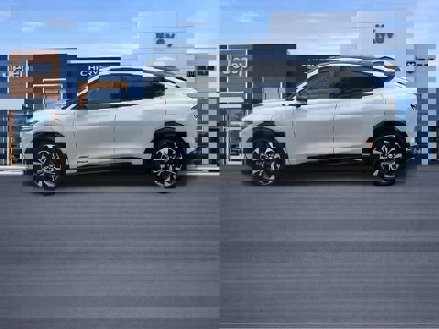 Used 2022 Ford Mustang Mach-E Premium AWD/4WD image 3