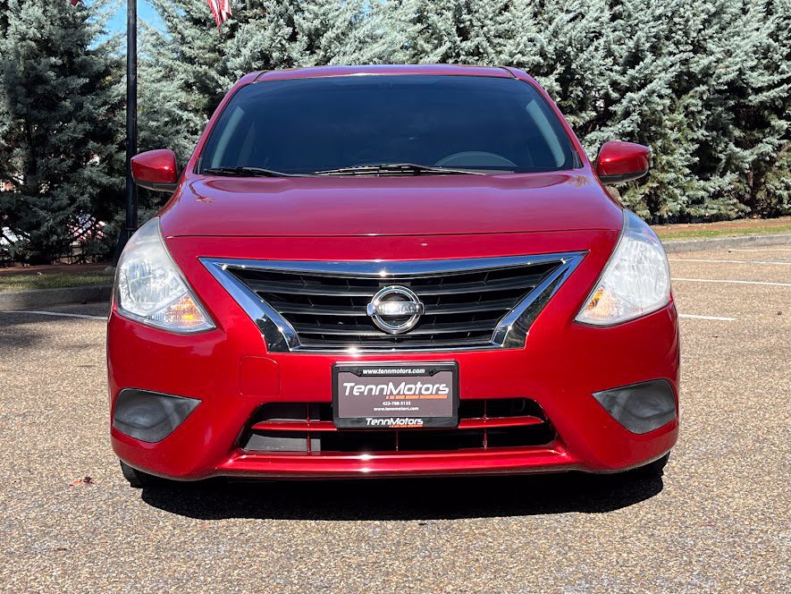 Used 2015 Nissan Versa SV FWD image 25