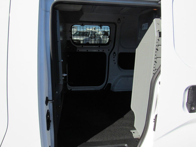 Used 2021 Nissan NV200 SV w/ Sliding Door Glass Package image 26