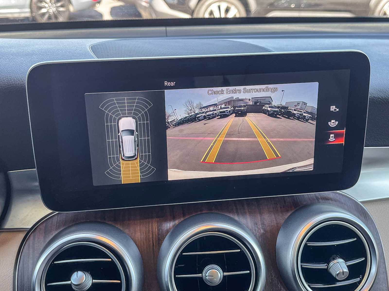 Used 2022 Mercedes-Benz GLC 300 image 22