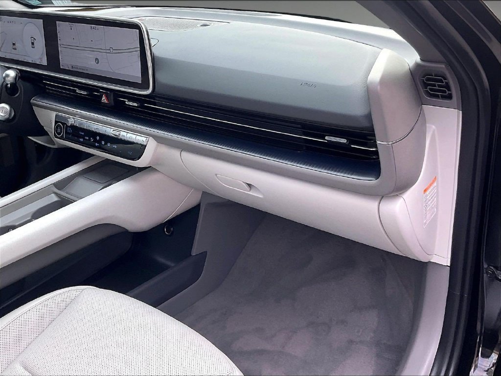 Used 2024 Hyundai Ioniq 6 Limited AWD/4WD image 13