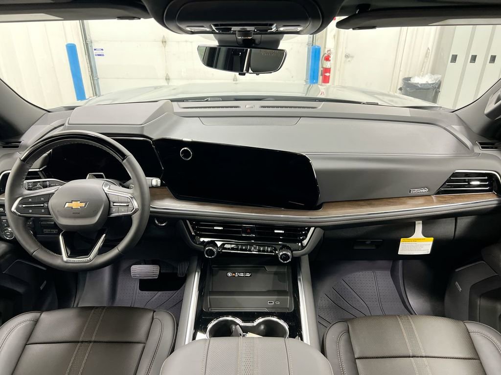 New 2026 Chevrolet Suburban High Country image 10