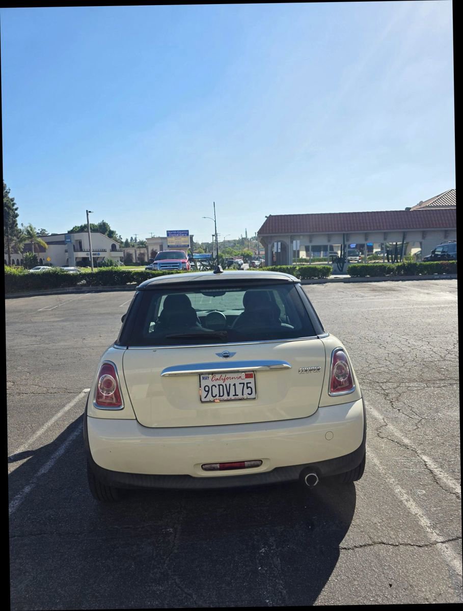 Used 2012 MINI Cooper Hardtop image 6