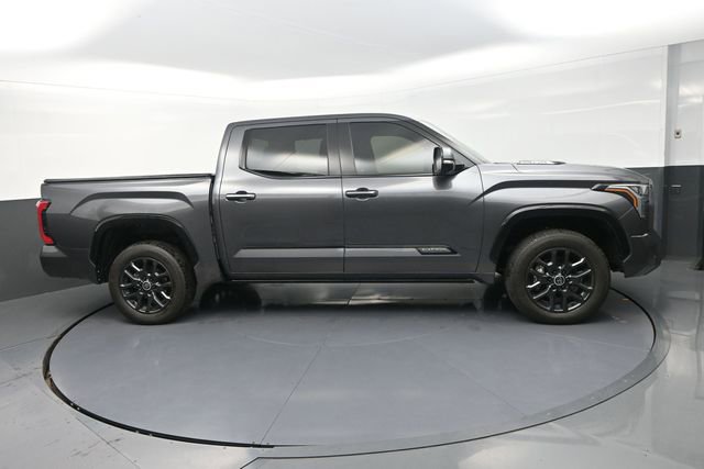Used 2024 Toyota Tundra Platinum AWD/4WD image 27