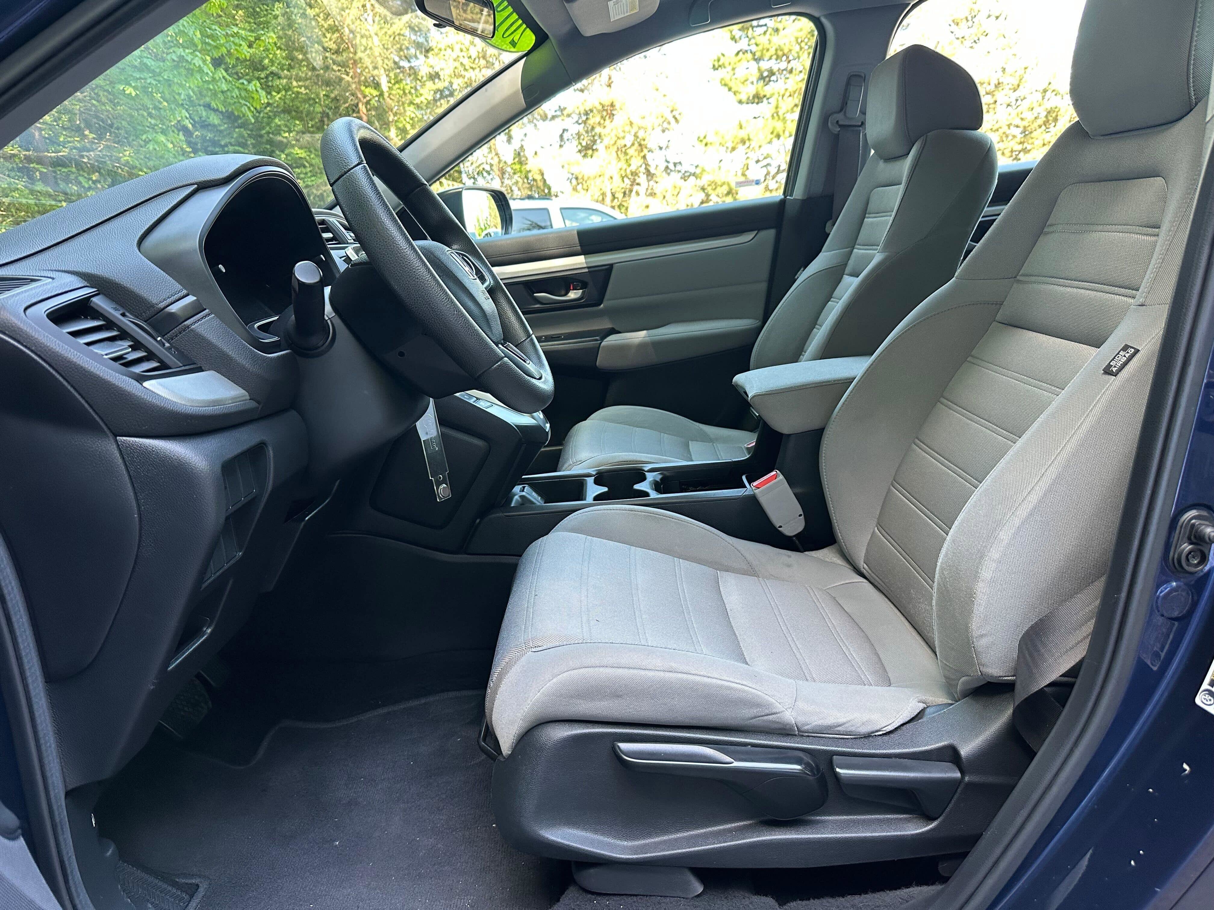 Used 2019 Honda CR-V LX image 19