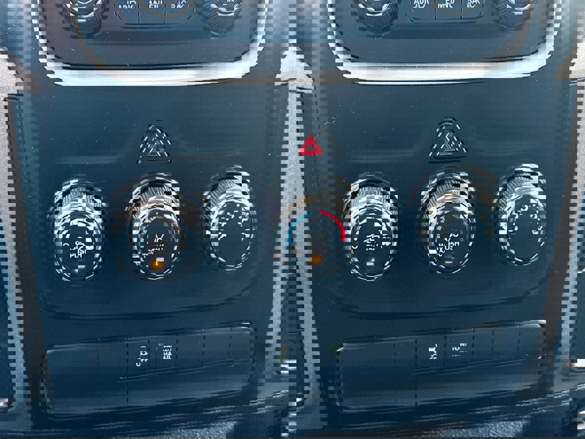 Used 2019 RAM 1500 Express image 16