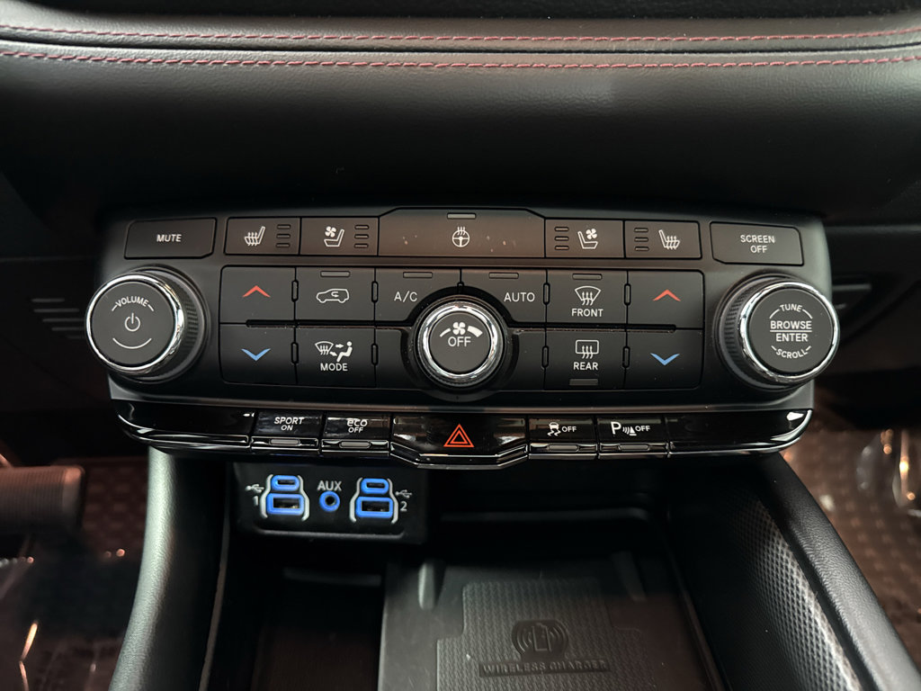 Used 2022 Dodge Durango R/T w/ Blacktop Package image 21