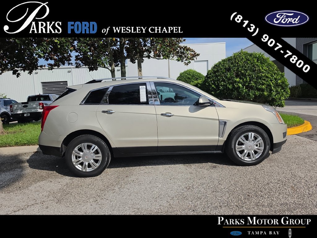 Used 2015 Cadillac SRX Luxury w/ Driver Awareness Package FWD image 4