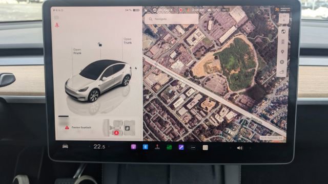 Used 2023 Tesla Model Y Long Range image 31