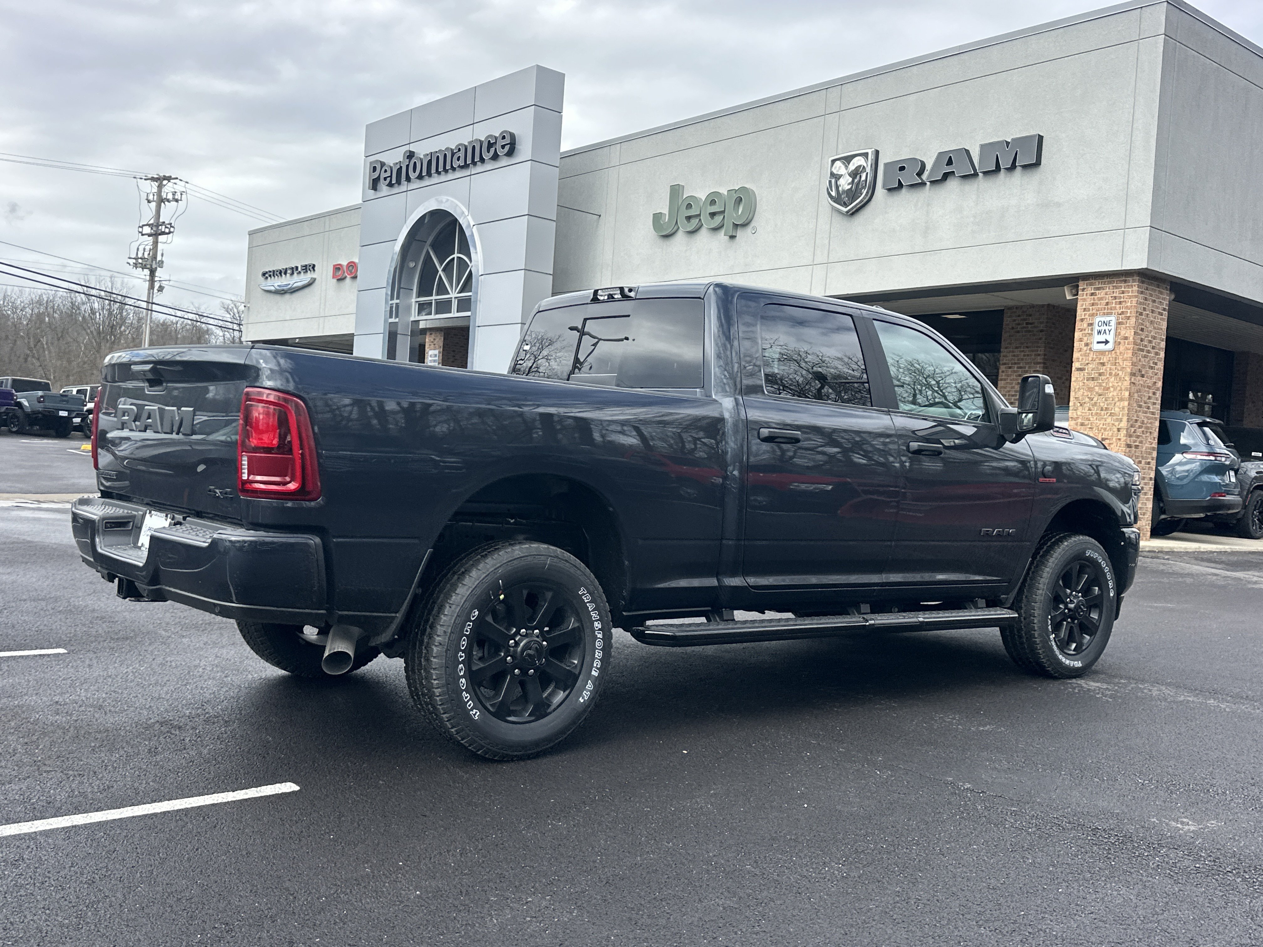 New 2026 RAM 2500 Big Horn AWD/4WD image 18
