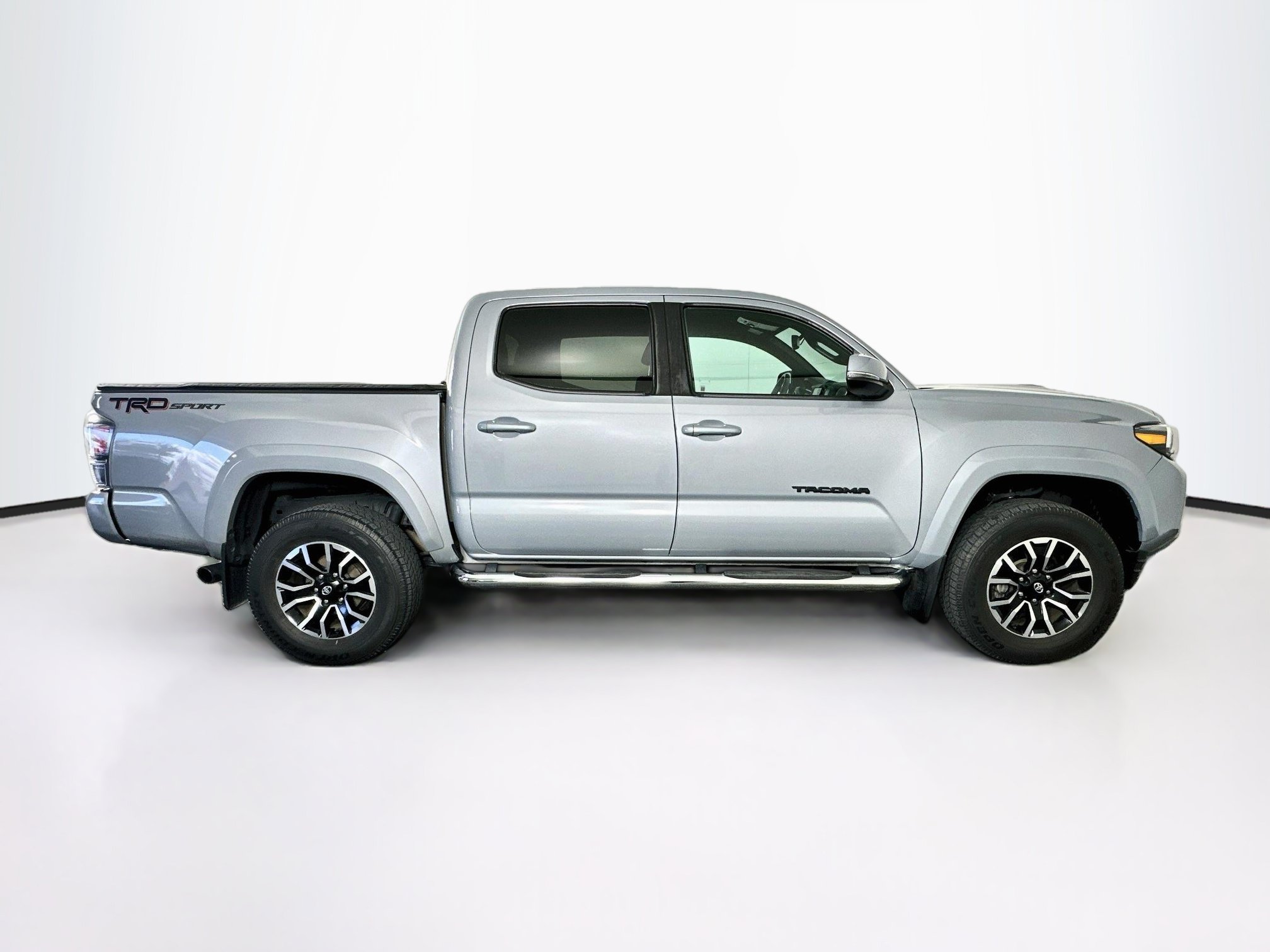 Used 2021 Toyota Tacoma TRD Sport w/ Technology Package RWD image 10