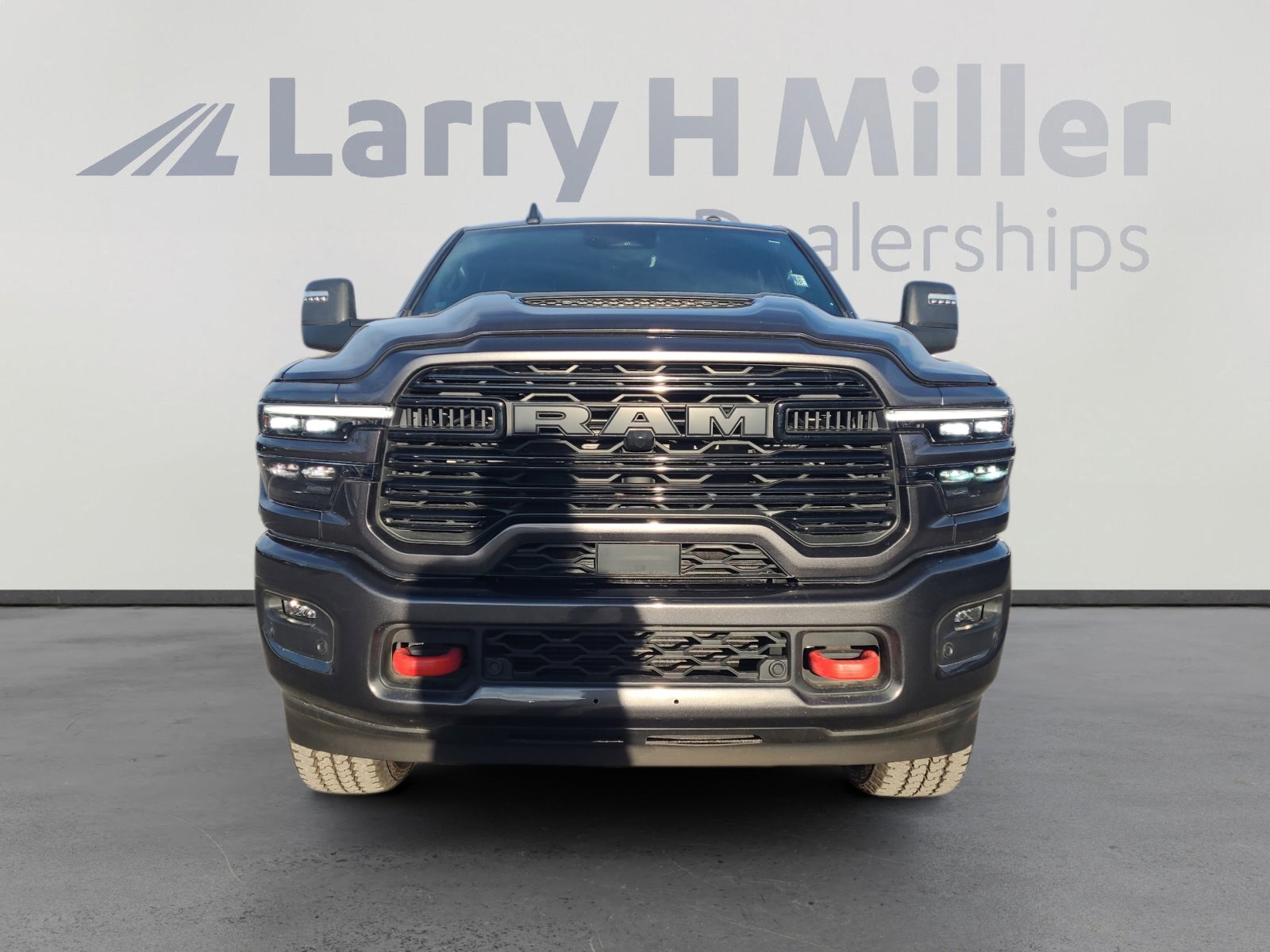 Used 2025 RAM 3500 Laramie image 8