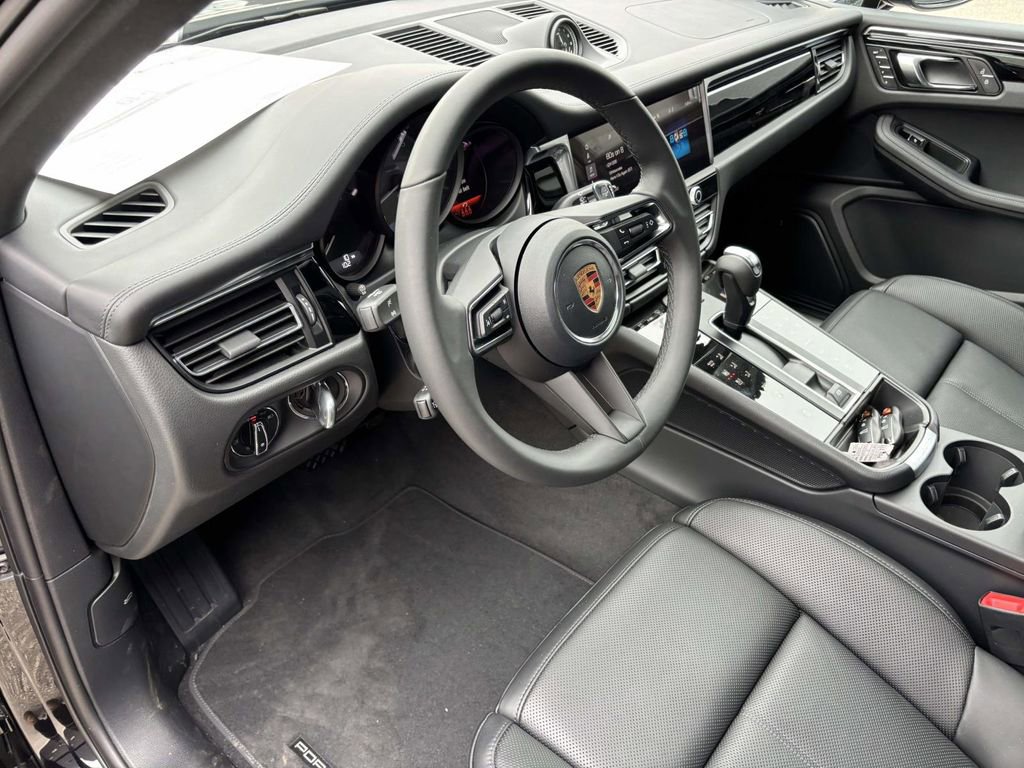 New 2026 Porsche Macan S image 26
