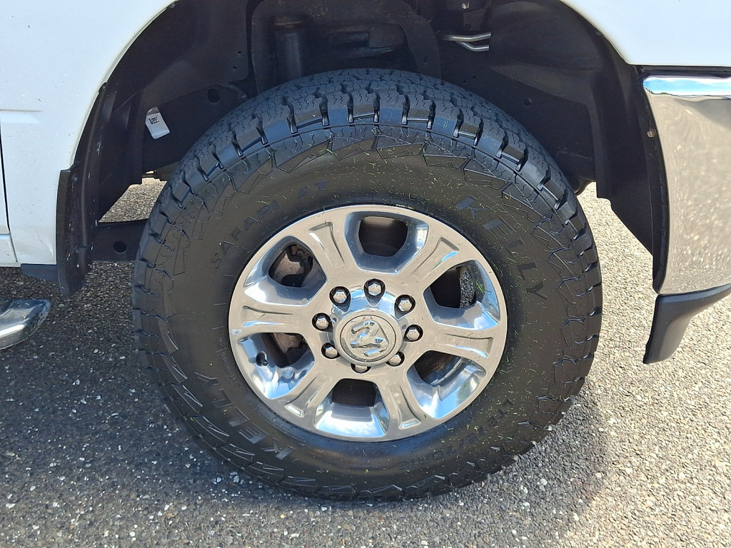 Certified 2024 RAM 2500 Big Horn AWD/4WD image 9