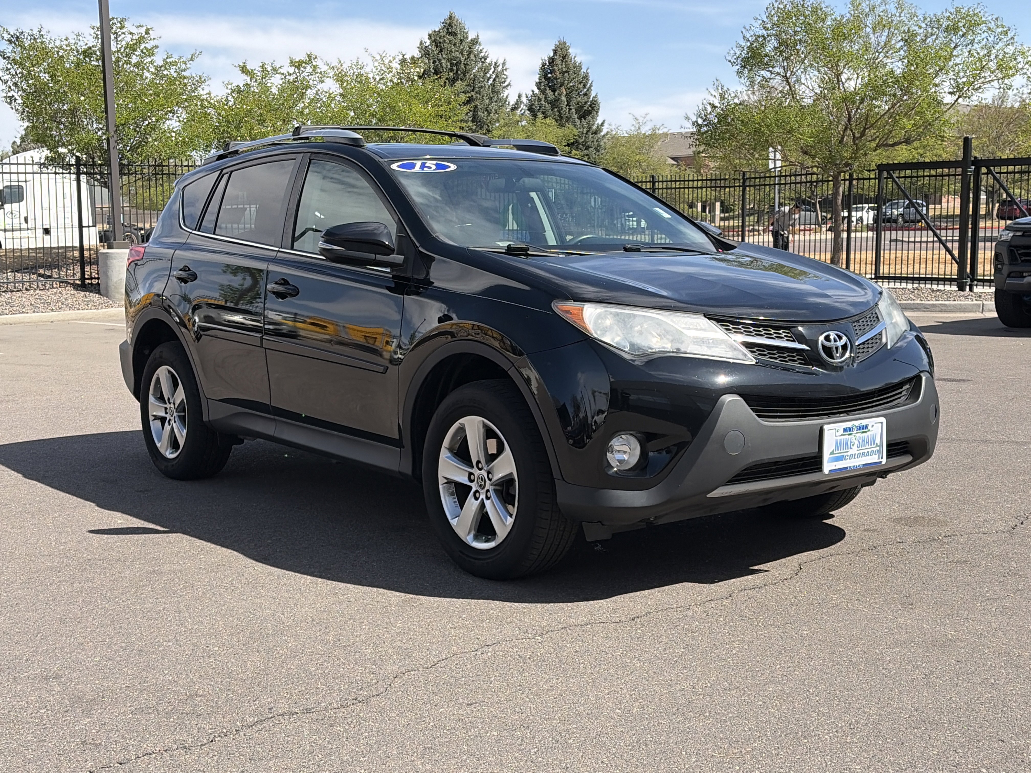 Used 2015 Toyota RAV4 XLE AWD/4WD image 3