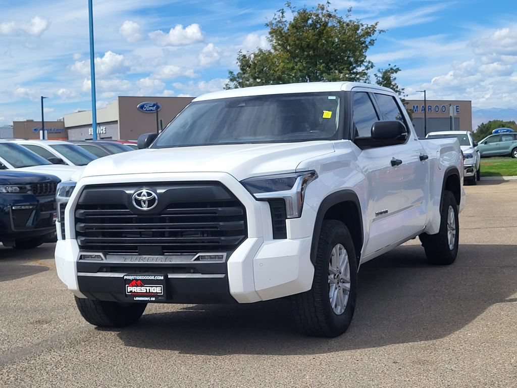 Used 2023 Toyota Tundra SR5 w/ SR5 Convenience Package AWD/4WD image 4