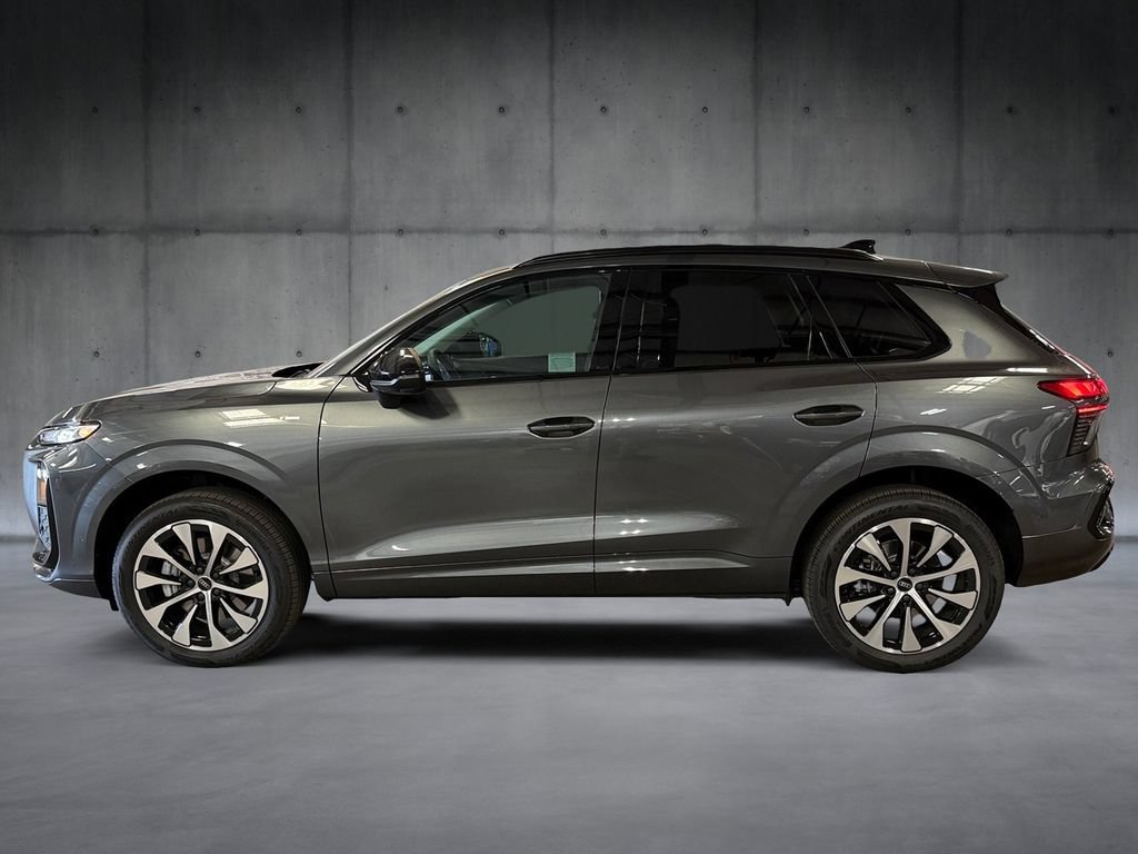 New 2026 Audi Q3 quattro 2.0T AWD/4WD image 2