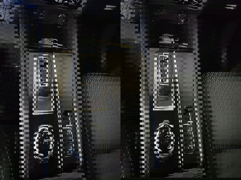 Used 2024 Mitsubishi Outlander ES image 19