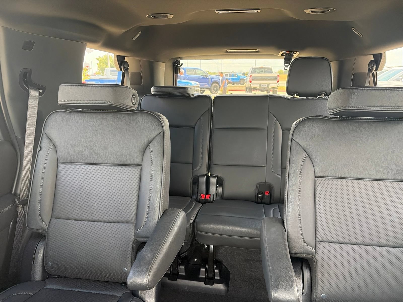 Used 2025 GMC Yukon Denali AWD/4WD image 22
