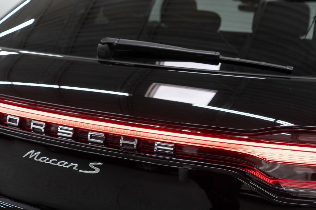 Used 2023 Porsche Macan S AWD/4WD image 44
